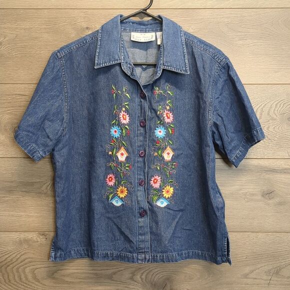 Sara Studio Embroidered Denim Short Sleeve Button Up Top Women's Size Medium - Picture 1 of 7